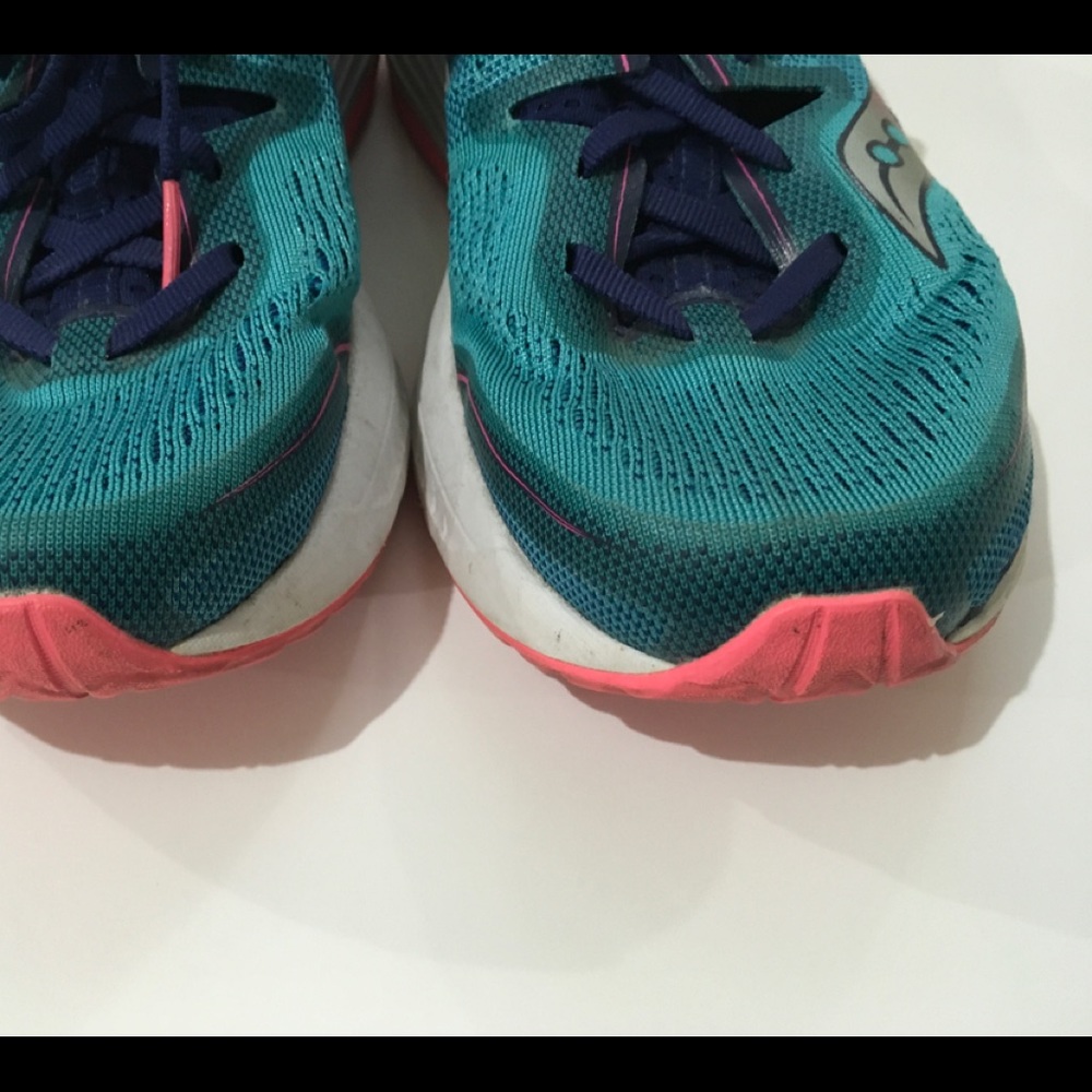 Saucony ISO series Formfit shoe - Picture 5 of 9